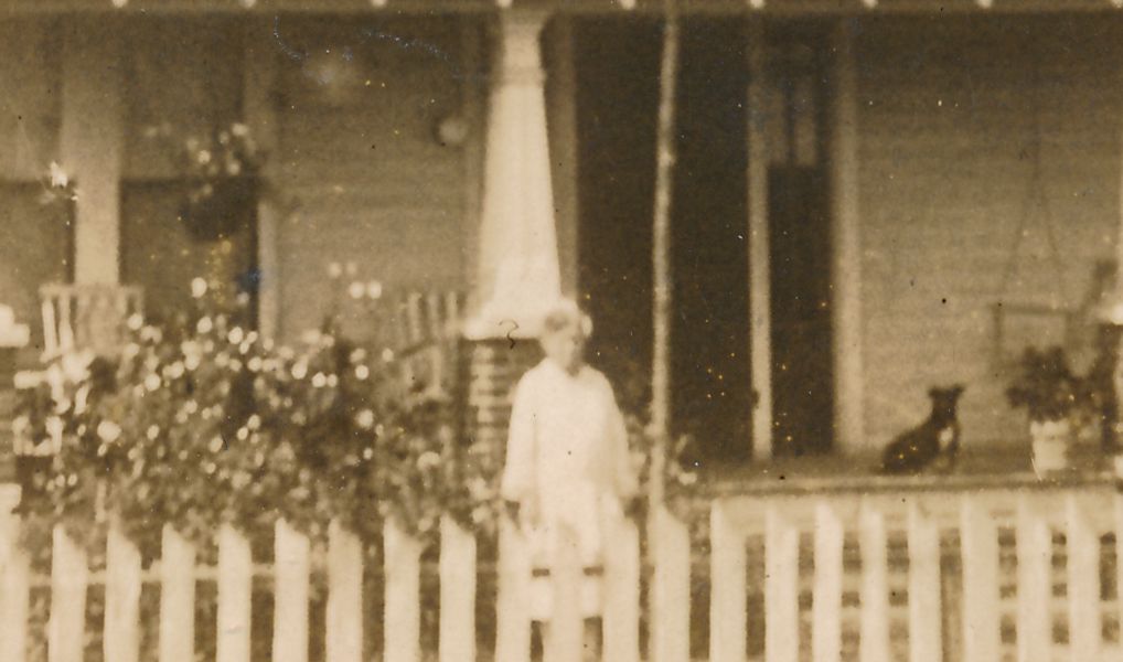 196MiscHouseB.jpg
